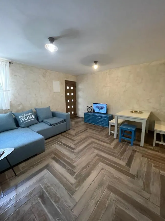 Apartments Sanja Pinezici  0*, Pinezici (Krk) Croatia