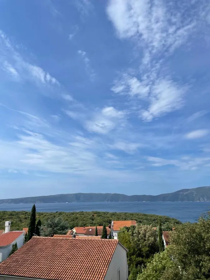 Apartments Sanja Pinezici  0*, Pinezici (Krk) Croatia